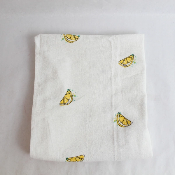 Mainstays Large Kitchen Hand Towel "Party On The Patio" Pre-Owned Fun Decor