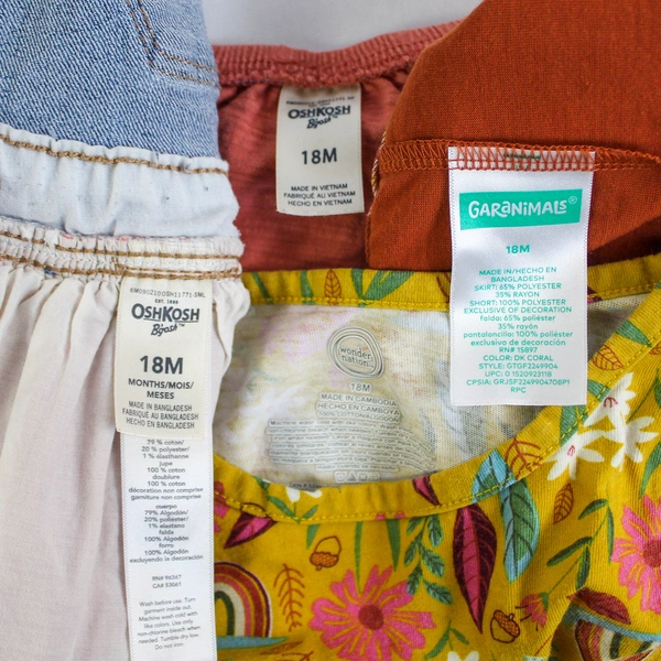 Girl's 18M Clothing Lot: OshKosh Dresses & Garanimals Skirt - Pre-Owned