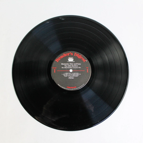 Vintage Vinyl LP Box Set The Mills Brothers Memories Nice And Easy RCA