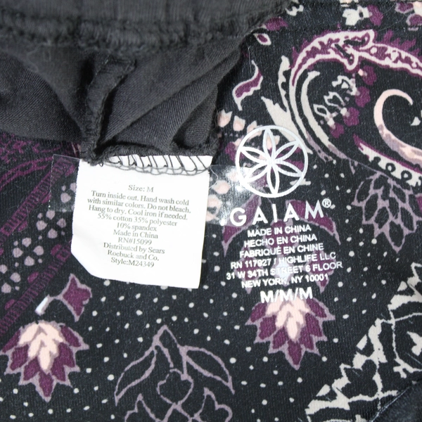 Lot of 2 Women's Medium Gaiam Floral & Gray Leggings - Pre-Owned Quality