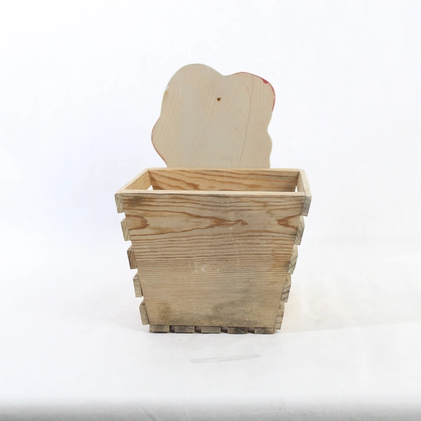 Wooden Christmas Basket Box with Mouse - Holiday Decor, Pre-Owned