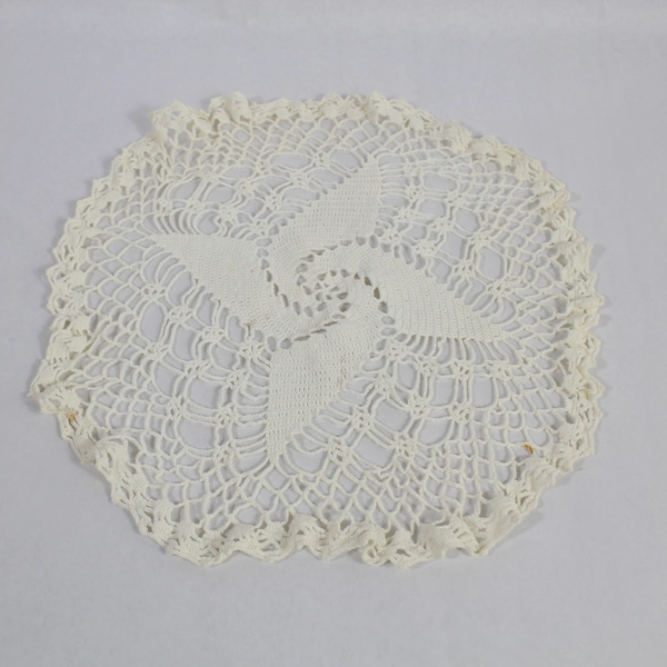 Vintage Crocheted Doily 15" White Pinwheel Scalloped Hem Pre-Owned Stains