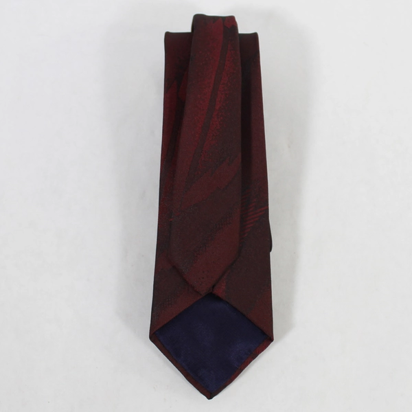Surrey Sophisticates Men's Thin Neck Tie Burgundy White Geometric Professional