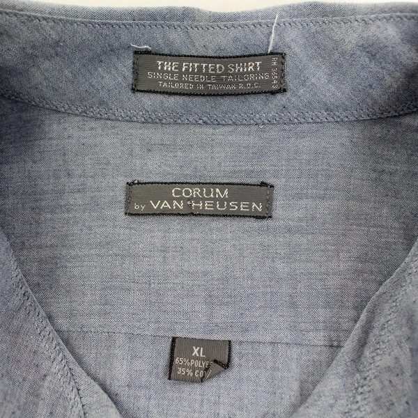 Van Heusen Corum Fitted Shirt XL Long Sleeve Button-Up Blue - Good Condition
