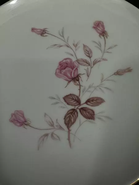 Set of 4 Sone China Cashmir Rose 2197 Salad Plates White Gold Trim Pink Roses