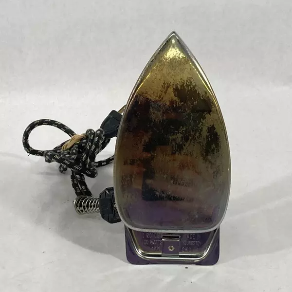 VTG Gorgie Mfg Fiery Feather Folding Iron Tested Heats Up Bad Cord