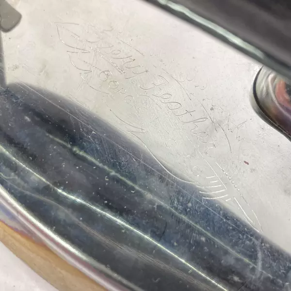 VTG Gorgie Mfg Fiery Feather Folding Iron Tested Heats Up Bad Cord