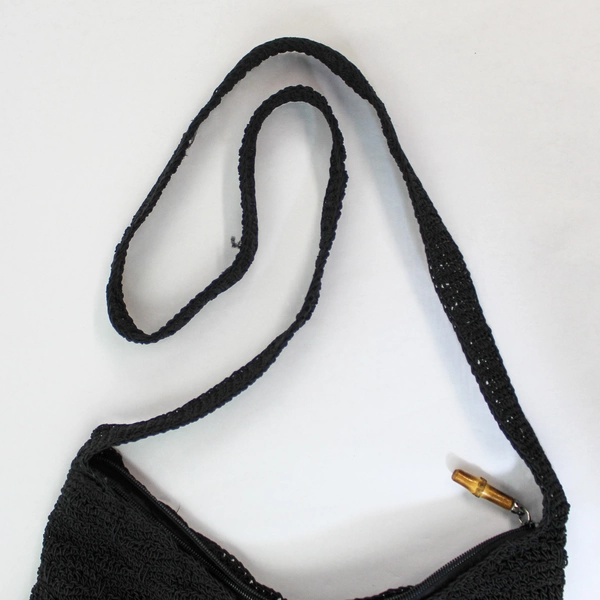 Carol D'Santi Black Crochet Crossbody Handbag Purse Zip Closure Pre-owned