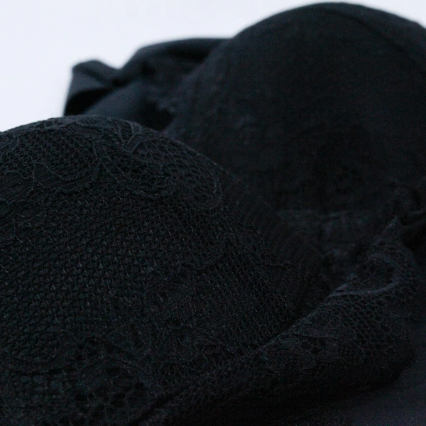 Plus Size 5XL Fashion Bar Padded Bra Black Lace Accent - Great Condition