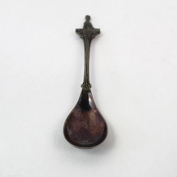 Queen Victoria Bryce National Park Vintage Souvenir Spoon 5.25" Collectible