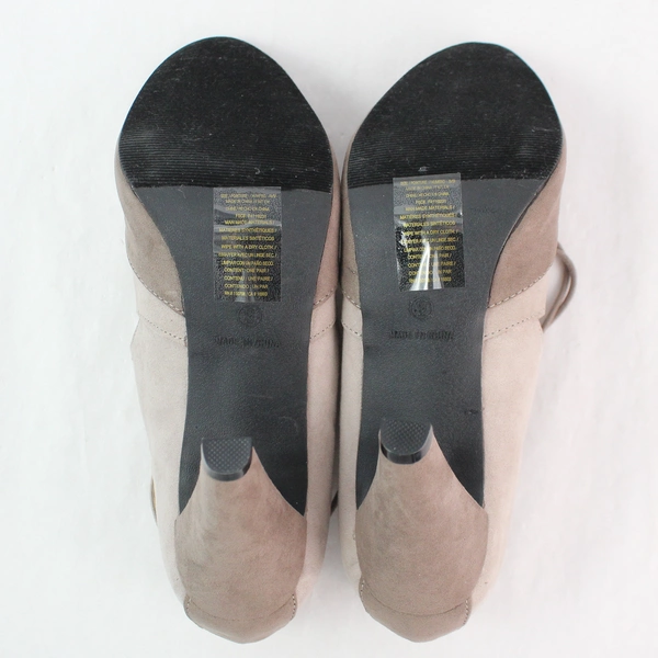 Cushion Walk By Avon High Heels Shoe's Women's Size 9 Taupe Lace Up 