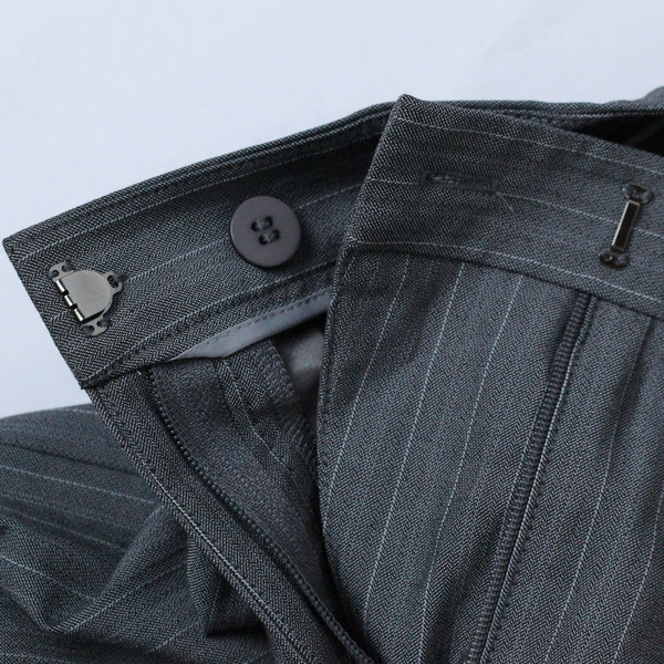 Semantiks Women's Size 14P Dress Slacks Gray Pinstripe - New with Tags