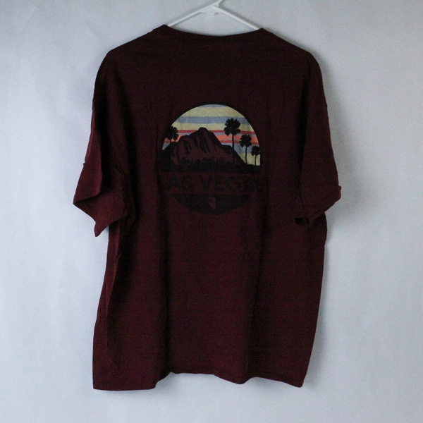 Gildan Las Vegas Tee Shirt Men's XL Red Short Sleeve Round Neck Souvenir