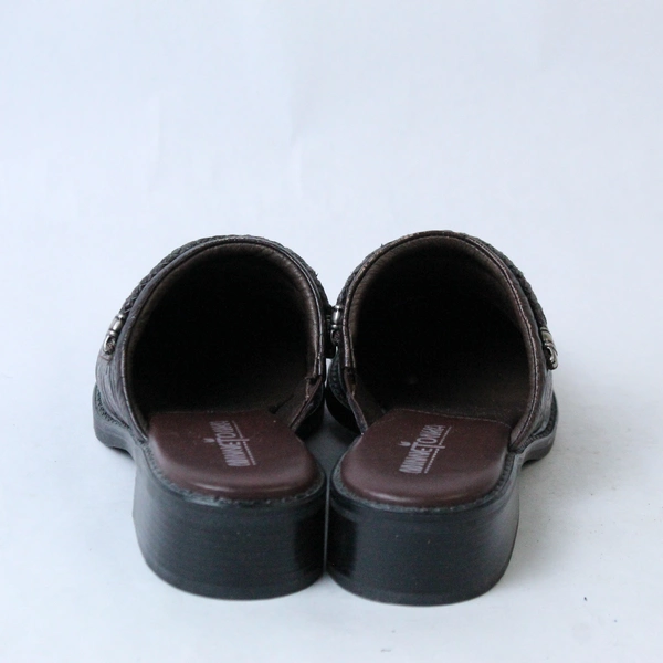 Minnetonka Women's Size 5 Brown Floral Leather Slip-On Clogs 6042