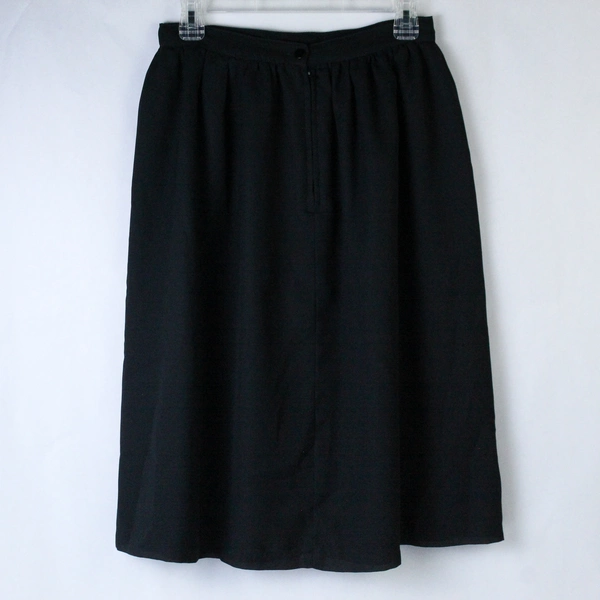 Unbranded Women's Size 11 Black Flare Skirt Back Zip & Button Closure