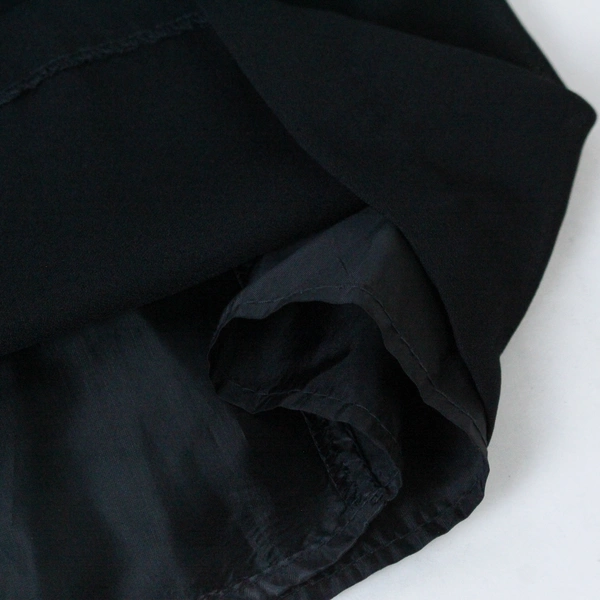 Unbranded Women's Size 11 Black Flare Skirt Back Zip & Button Closure