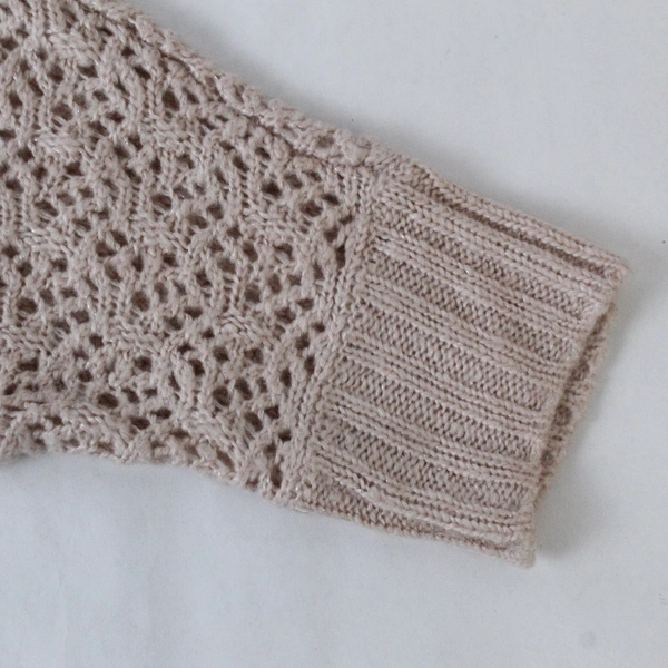 It's Our Time Women's Sweater Size M Pink Metallic Eyelet Pattern 3/4 Sleeve