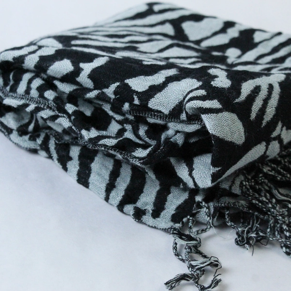 Chic Gray Black Animal Print Scarf Shawl Wrap with Fringe - Pre-Owned Fashion