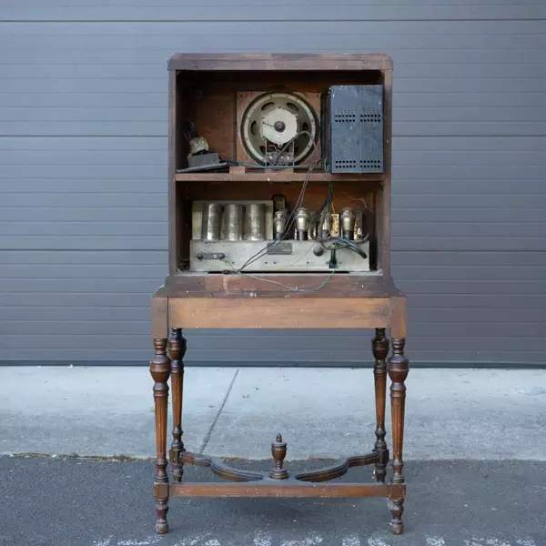 Majestic 7 Electric Radio Receiver Cabinet Model 70 Grisby Grunow Co Not Working