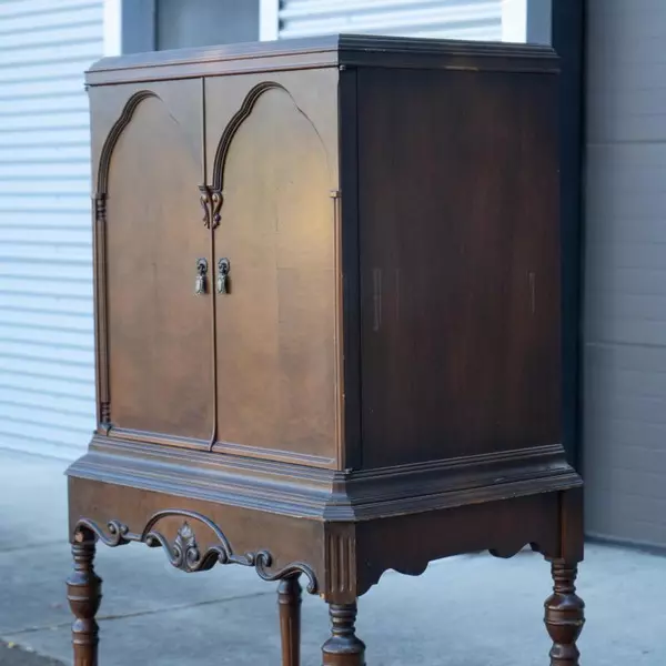 Majestic 7 Electric Radio Receiver Cabinet Model 70 Grisby Grunow Co Not Working