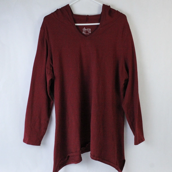 D & Co Shirt Top Women's Plus Size 1X Red Hooded V Neck Long Sleeves
