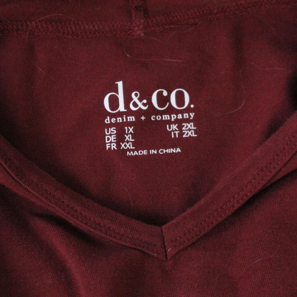 D & Co Shirt Top Women's Plus Size 1X Red Hooded V Neck Long Sleeves