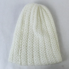 Ben Berger Women's Knit Hat White Cozy Acrylic Made in Japan Good Condition