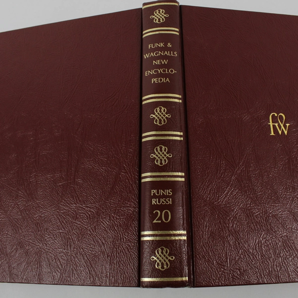 Vintage Funk & Wagnalls New Encyclopedia Vol 20, Good Condition 1973
