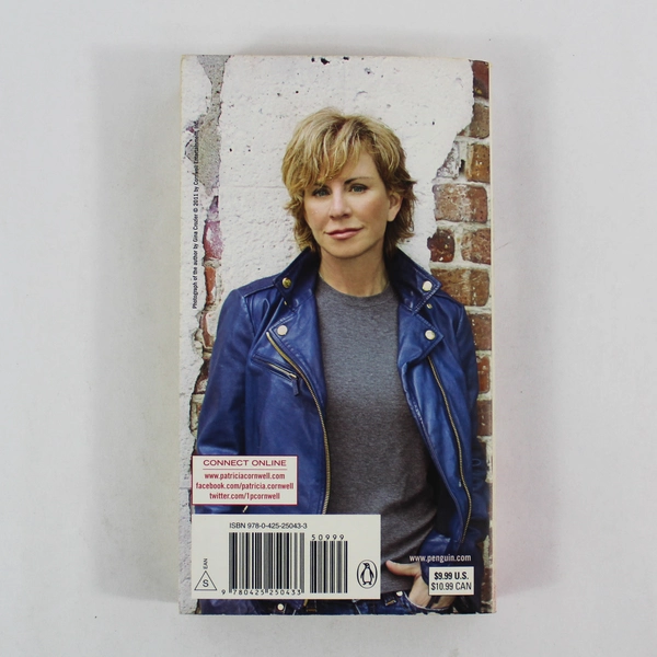 Red Mist Patricia Cornwell Berkley Books 2011 Paperback Kay Scarpetta Novel