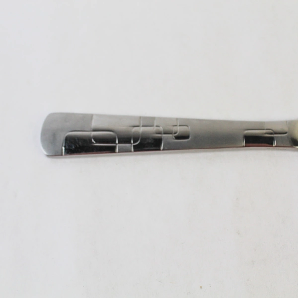 Lot of 4 Oneida Quadratic Dinner Knives Stainless Steel Satin Finish