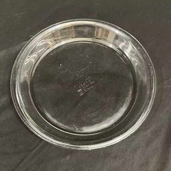 Vintage Anchor Hocking 9" Clear Glass Pie Dish #1060 Pre-Owned Cookware