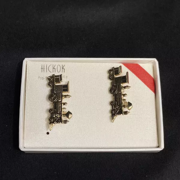 Set of 2 Vintage Hickok Steam Engine Gold Tone Lapel Pins