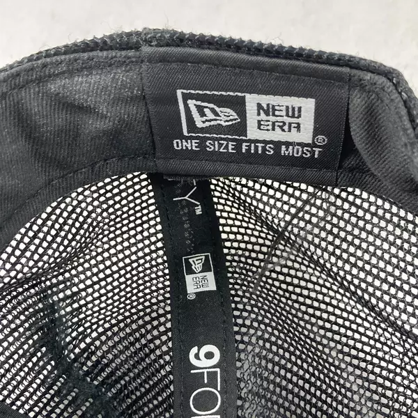 New Era MLB Chicago White Sox Trucker Hat Black & White One Size Pre-owned