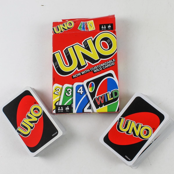 2012 UNO Card Game by Mattel - Complete Set in Great Pre-Owned Condition