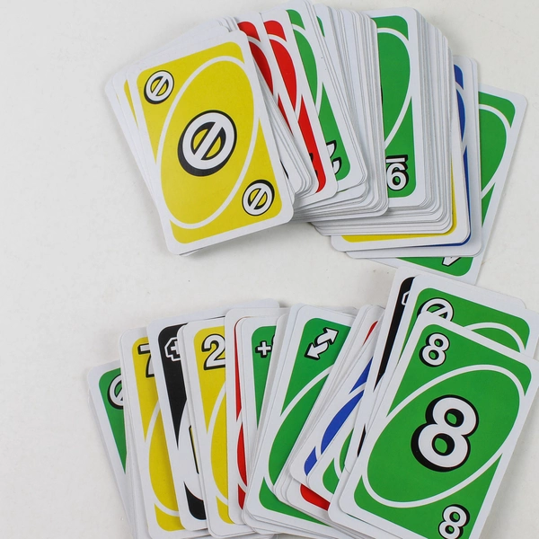 2012 UNO Card Game by Mattel - Complete Set in Great Pre-Owned Condition