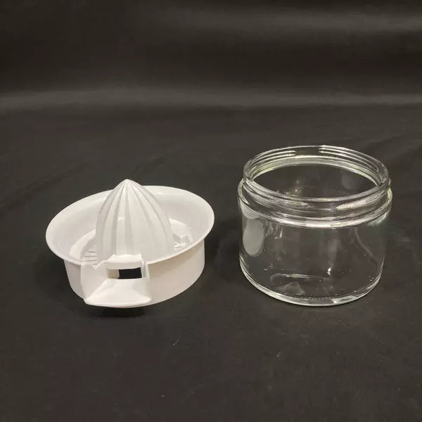 Manual White Plastic & Glass Citrus Juicer Squeezer for Lemon & Orange