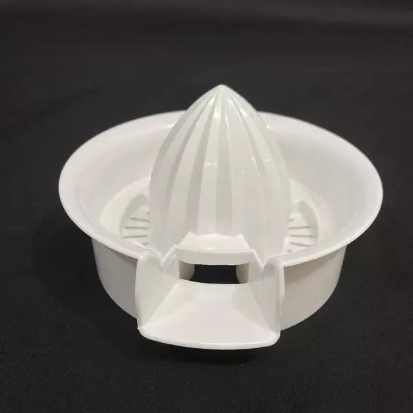 Manual White Plastic & Glass Citrus Juicer Squeezer for Lemon & Orange