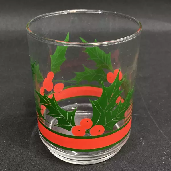 Set of 4 Libbey Holly & Berries Tumblers 4" 13oz - Holiday Drinkware