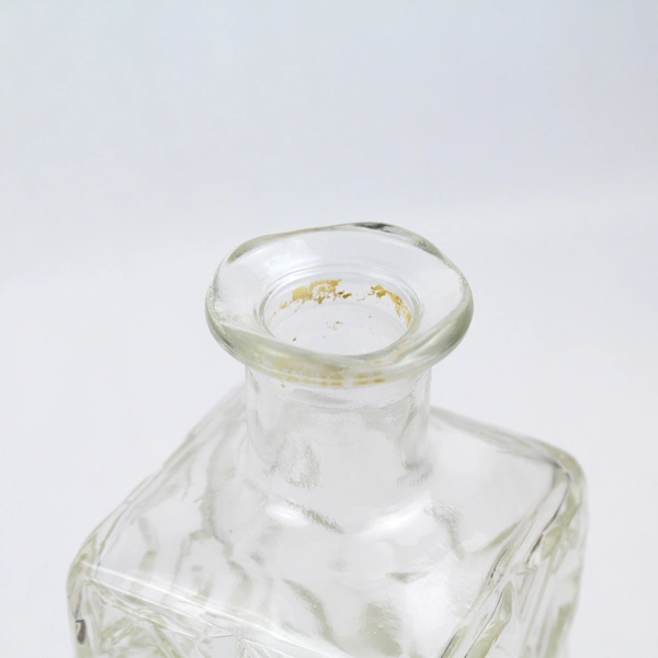 Vintage Thatcher Empty Glass Wine Liquor Decanter Stopper Square Diamond Pattern