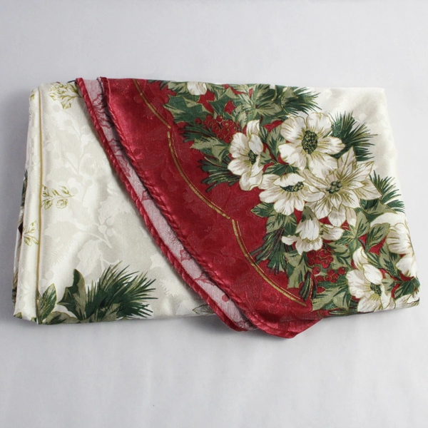 Round Tablecloth Fabric DIY Craft Projects Fabric Cutters Christmas Holly Design