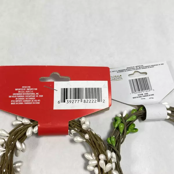 Lot of 4 Christmas House 9ft White Berry Garlands for Holiday Decor