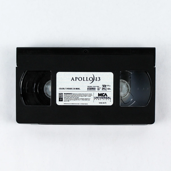 Apollo 13 VHS Movie Universal Pictures 1995 Tom Hanks Kevin Bacon Ed Harris
