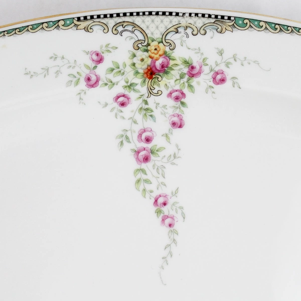 Vtg Hutschenreuther 15.5 Inch Oval Platter White With Pink Flowers Bavaria 