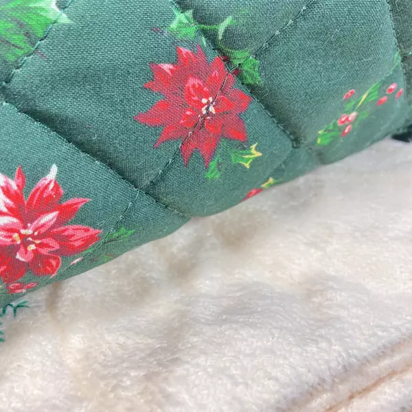 Cecil Saydah 4-Piece Christmas Tree Kitchen Dishtowel & Pot Holder Set