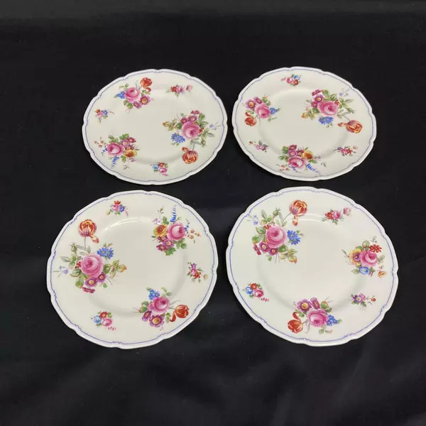 Set of 4 Royal Doulton The Bristol Bread Plates White Flowers Blue Line 6.25 In