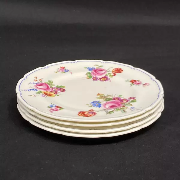 Set of 4 Royal Doulton The Bristol Bread Plates White Flowers Blue Line 6.25 In