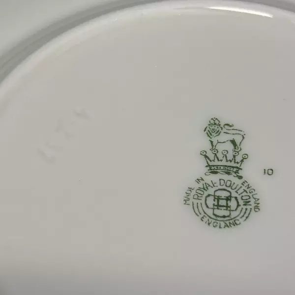 Set of 4 Royal Doulton The Bristol Bread Plates White Flowers Blue Line 6.25 In