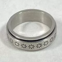 Flower Spinner Ring Women's Size 6 Silver Tone 