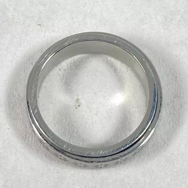 Flower Spinner Ring Women's Size 6 Silver Tone 