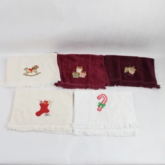Lot of 5 Red & White Embroidered Christmas Dishcloths Holiday Kitchen Decor